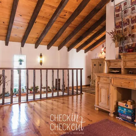 Checkincheckout Casa Da Lua * Mafra