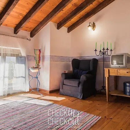 Holiday home Checkincheckout Casa Da Lua *