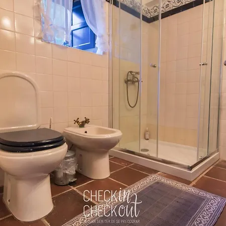 Checkincheckout Casa Da Lua Holiday home *